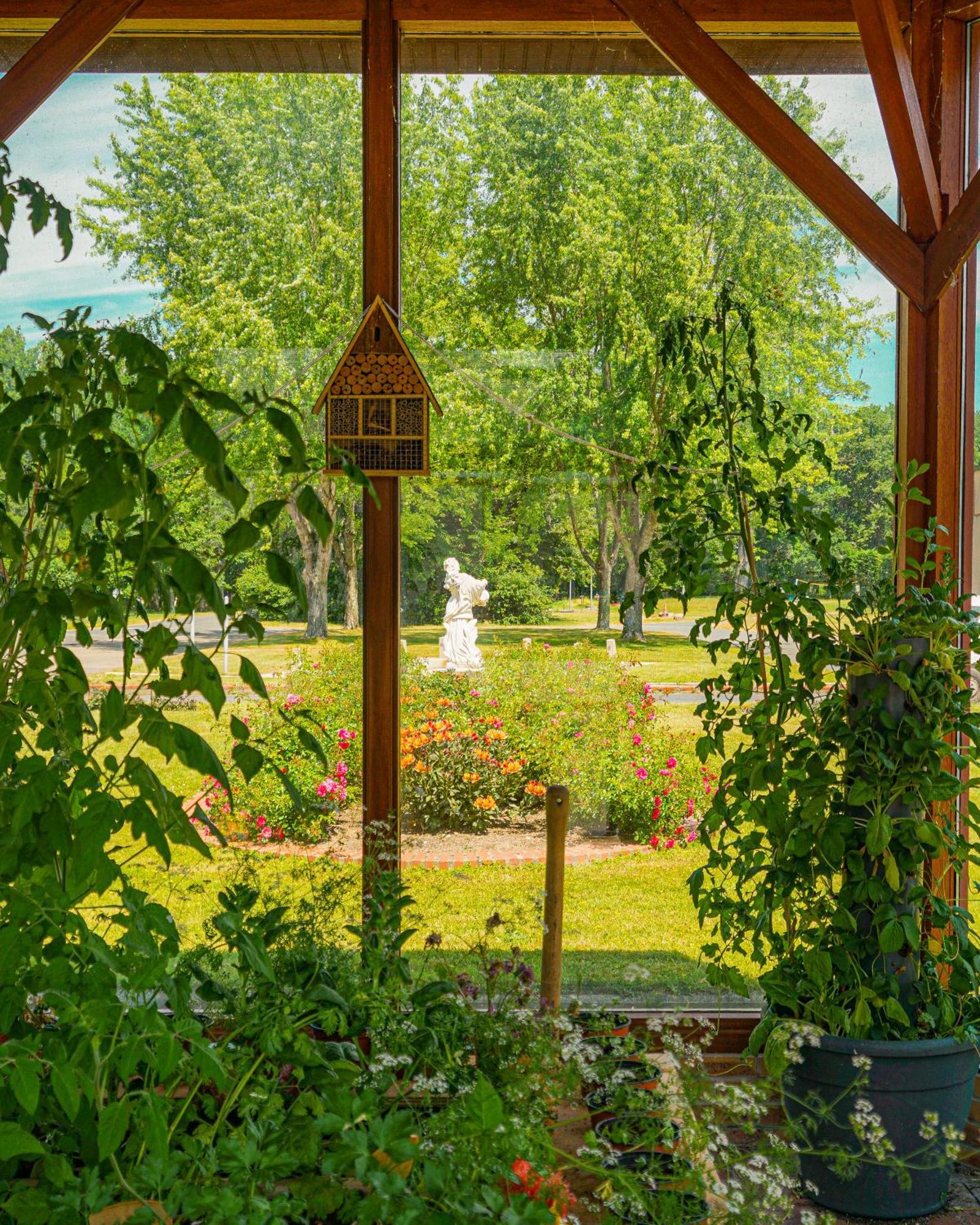 Hotel-Restaurant Domaine De La Grande Garenne Neuvy-sur-Barangeon Kültér fotó